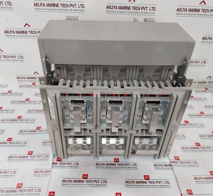 Schneider Electric Mvs12N Circuit Breaker Trip Unit 3-pole 1000V 12Kv
