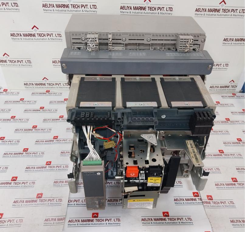 Schneider Electric Mvs12N Circuit Breaker Trip Unit 3-pole 1000V 12Kv
