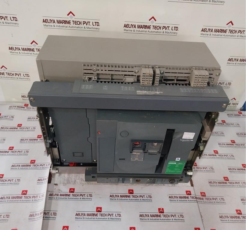 Schneider Electric Mvs32Na Circuit Breaker 3200A 690V Ac
