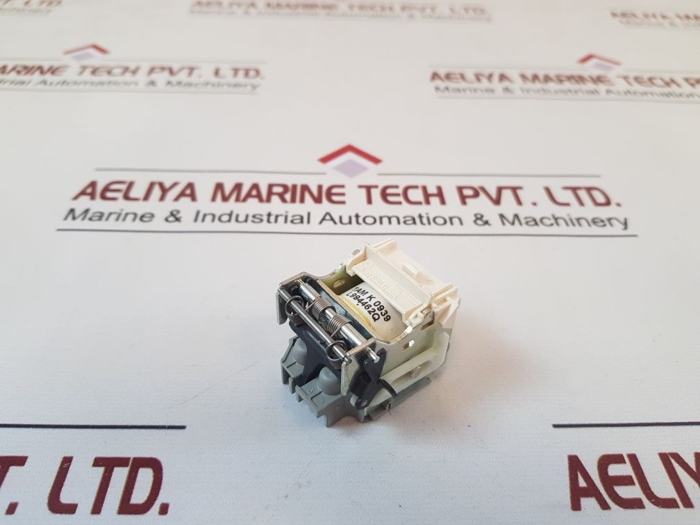 Schneider Electric MxSht Shunt Release 24V Dc
