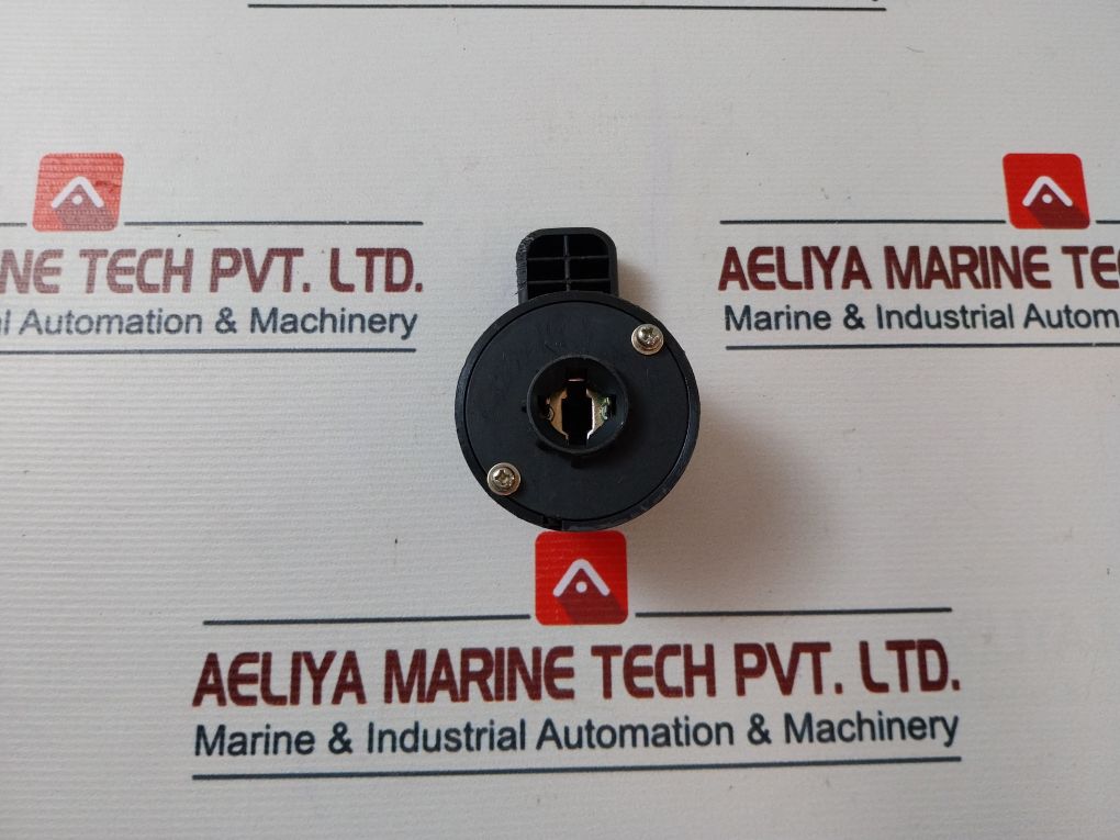 Schneider Electric Ndhomt2N Extended Rotary Handle