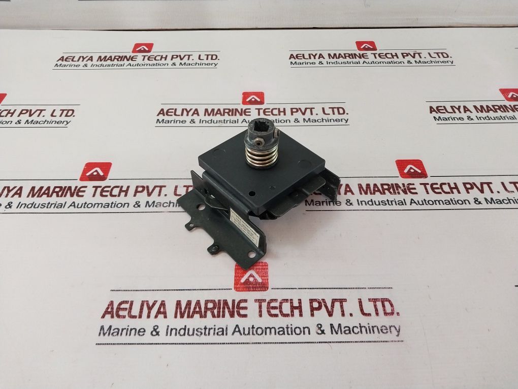 Schneider Electric Ndhomt2N Extended Rotary Handle Set