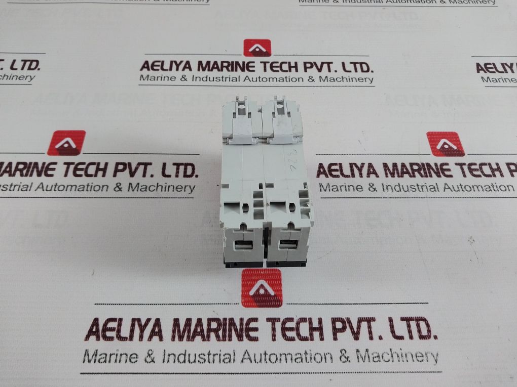 Schneider Electric Ng125N 415V~