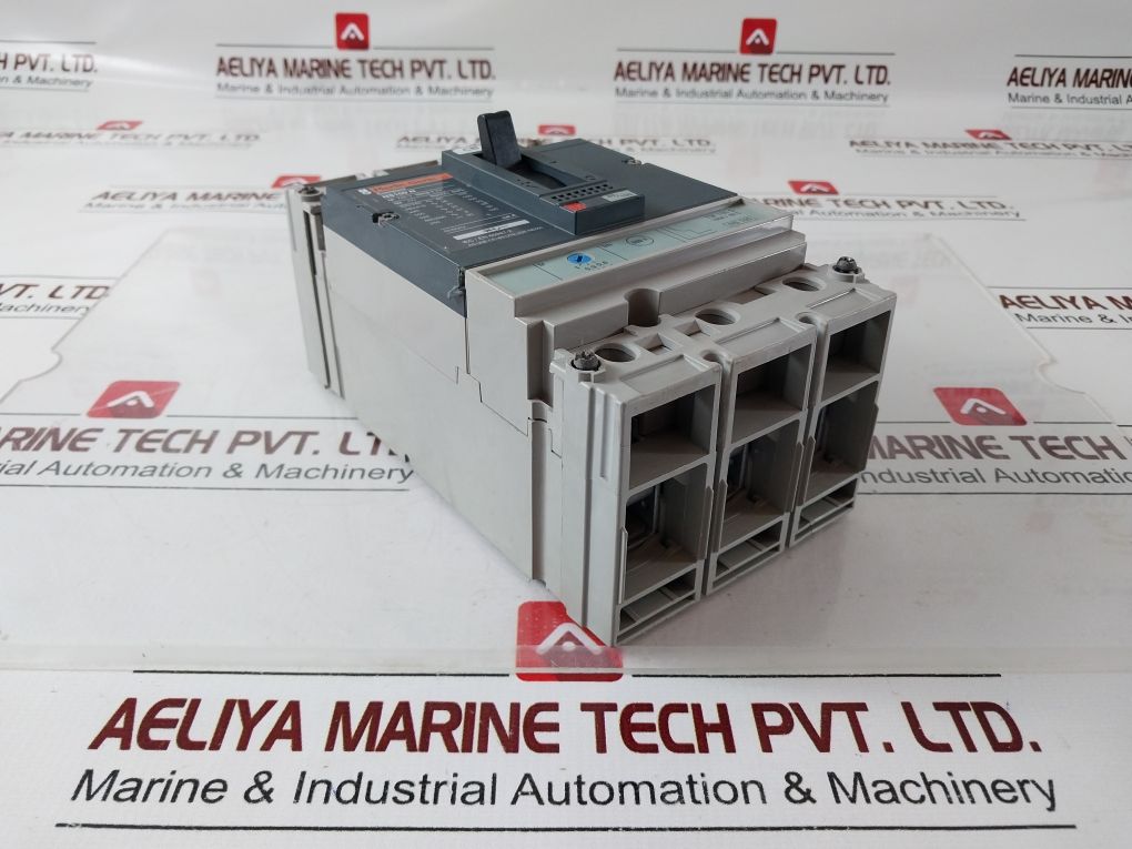 Schneider/Merlin Gerin Ns100-160-250 N/H/Na Circuit Breaker Ns100 N ,Tm 100 D