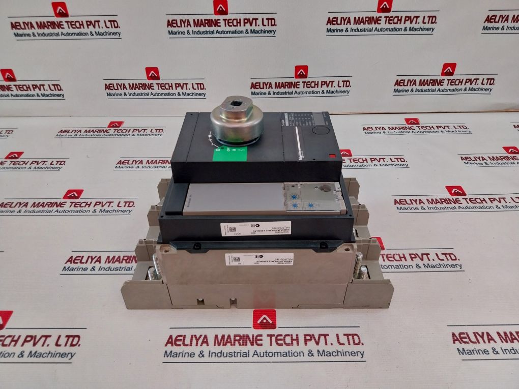 Schneider Electric Ns800 N Moulded Case Circuit Breaker