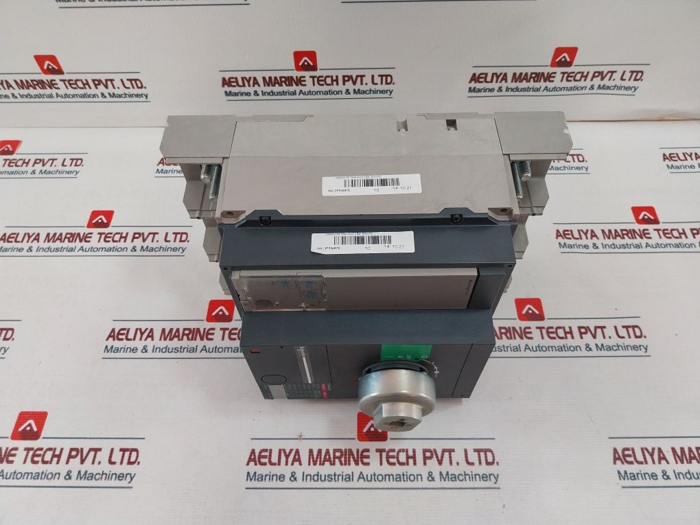 Schneider Electric Ns800H Moulded Case Circuit Breaker