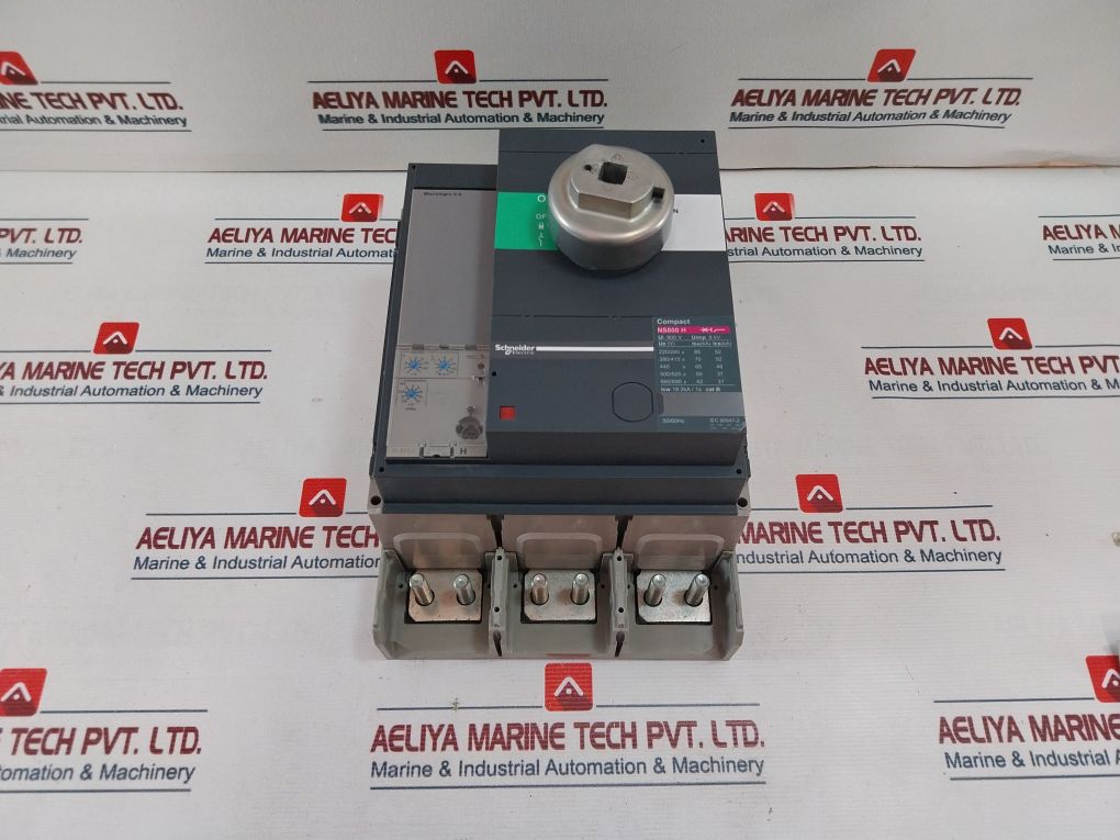 Schneider Electric Ns800H Moulded Case Circuit Breaker