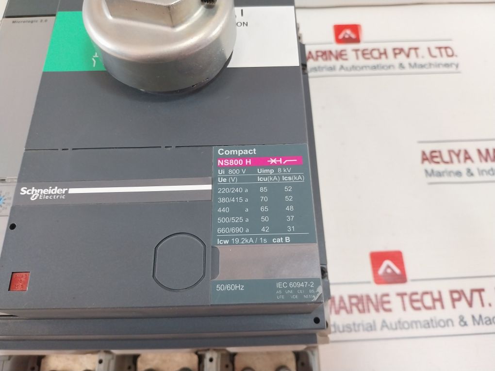 Schneider Electric Ns800H Moulded Case Circuit Breaker