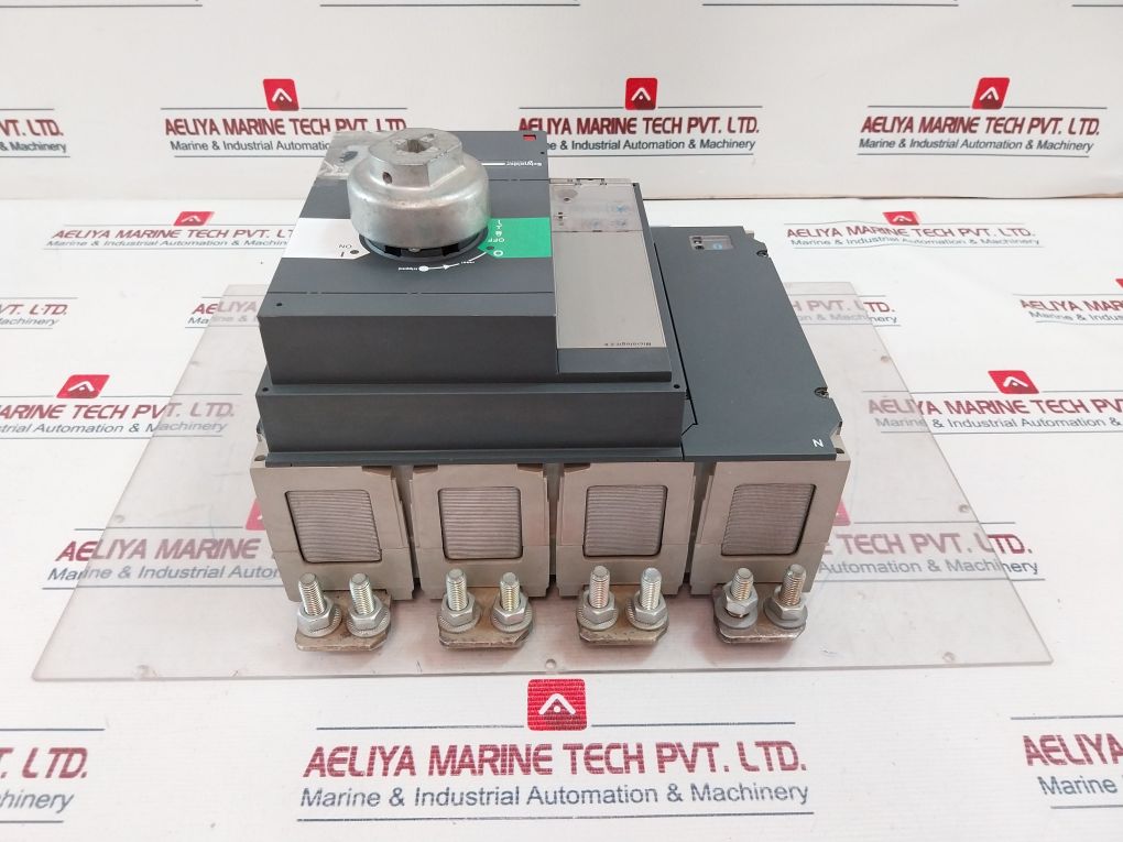 Schneider Electric Ns800N Moulded Case Circuit Breaker 800V