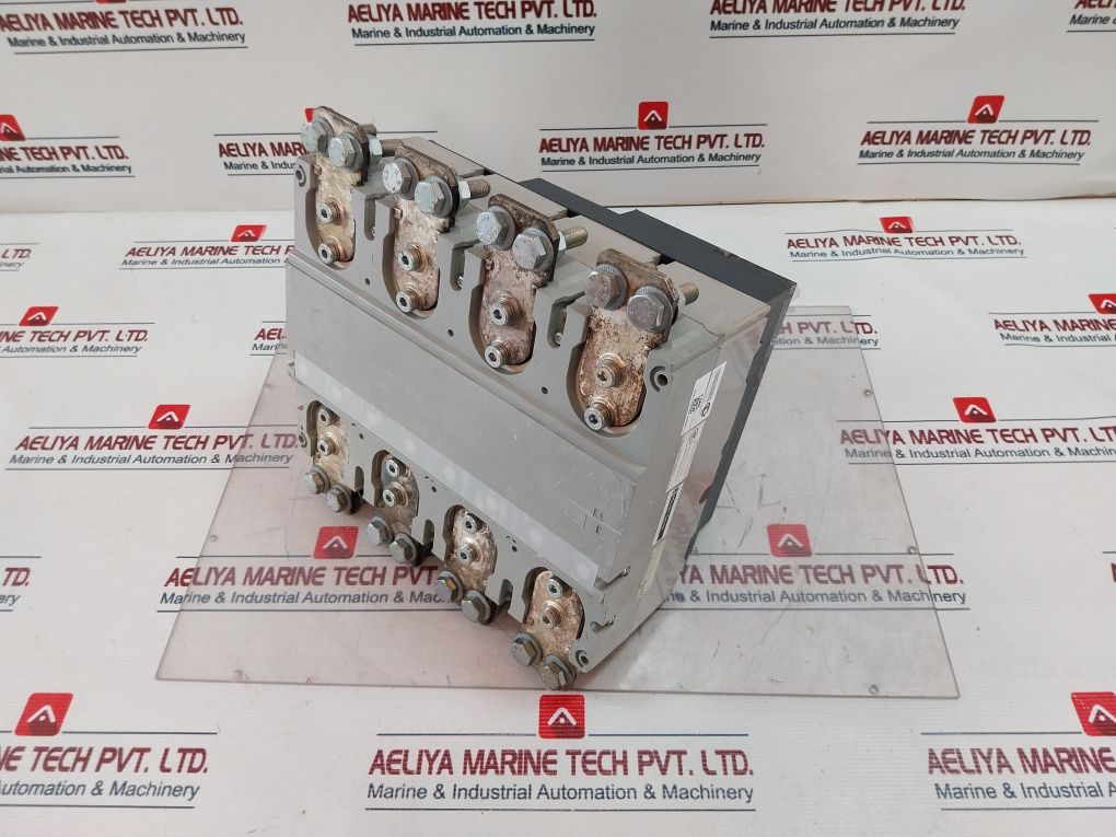 Schneider Electric Ns800N Moulded Case Circuit Breaker 800V