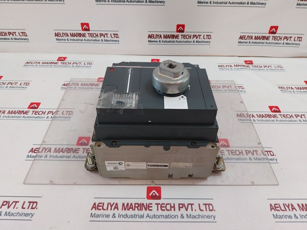 Schneider Electric Ns800N Moulded Case Circuit Breaker 800V