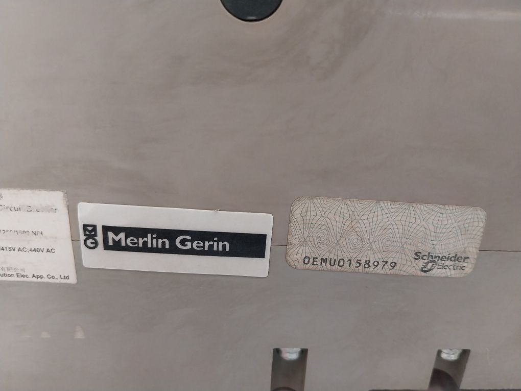 Schneider Electric Ns800N Moulded Case Circuit Breaker 800V