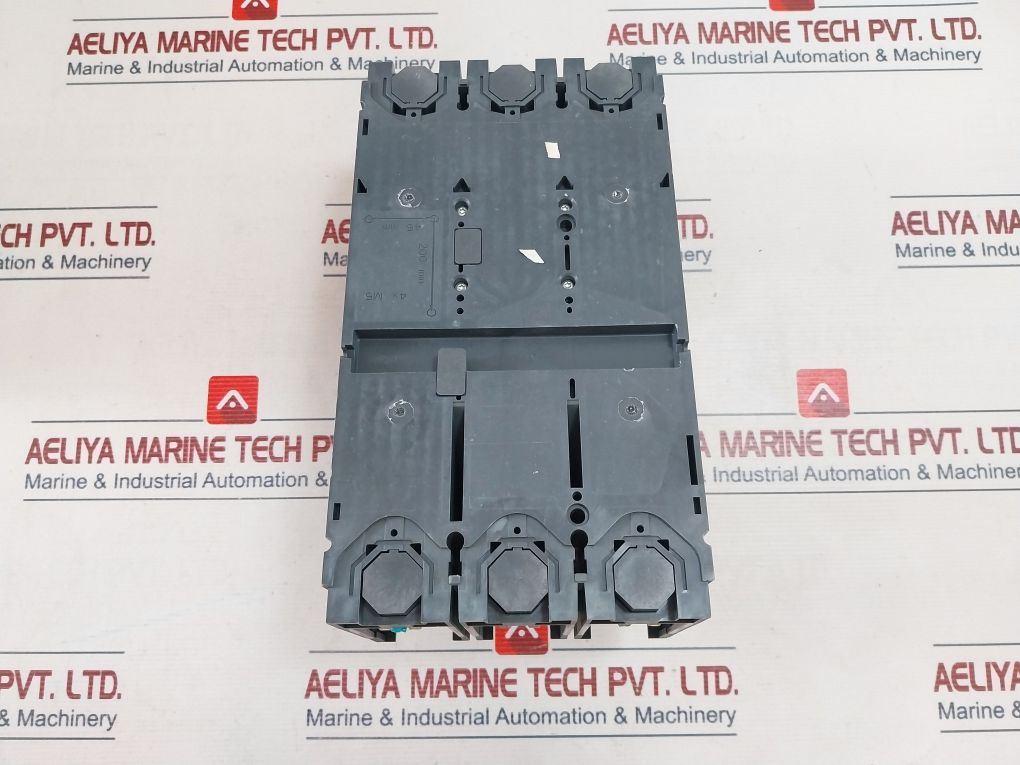 Schneider Electric Nsx400H Circuit Breaker