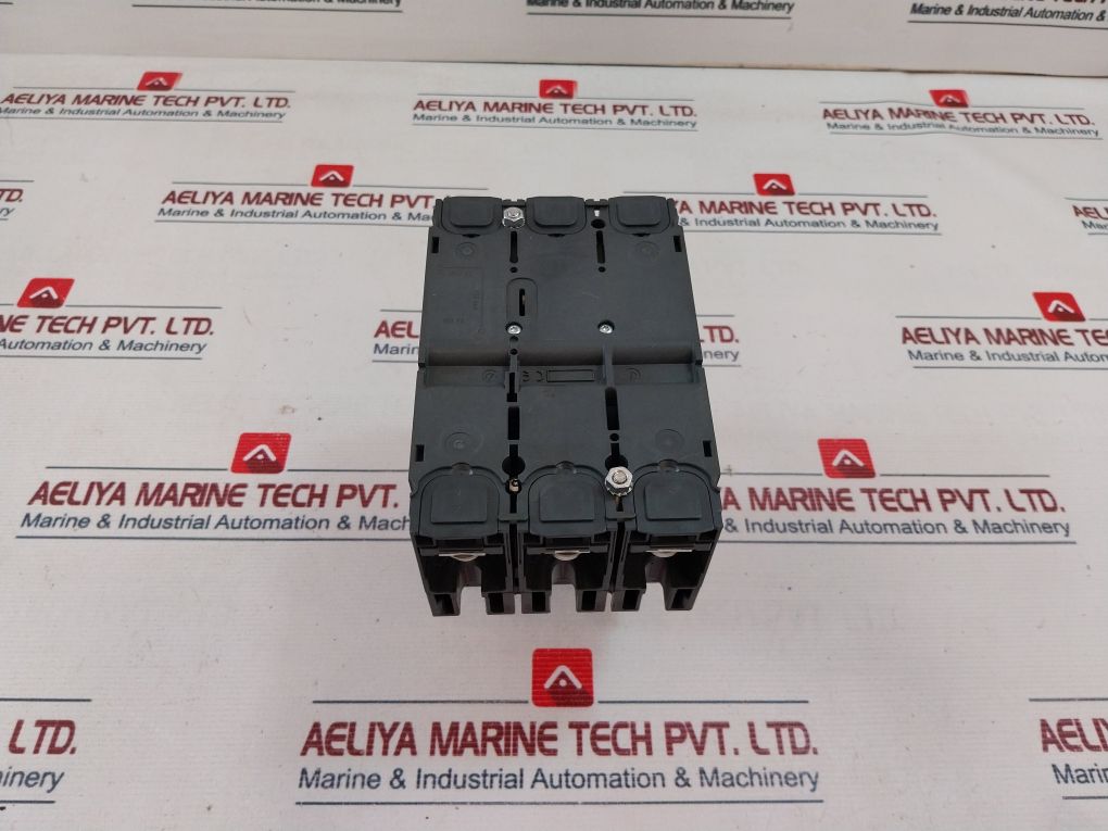 Schneider Electric Nsx 160B Circuit Breaker