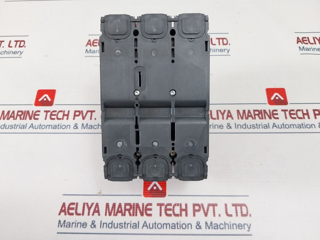 Schneider Electric Nsx 160F Circuit Breaker 50/60Hz