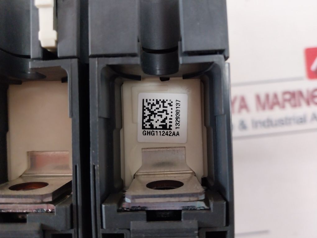 Schneider Electric Nsx 160F Circuit Breaker 50/60Hz