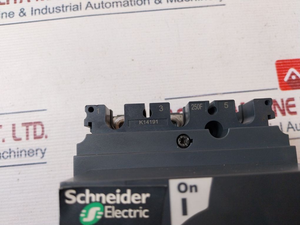 Schneider Electric Nsx 250F Circuit Breaker