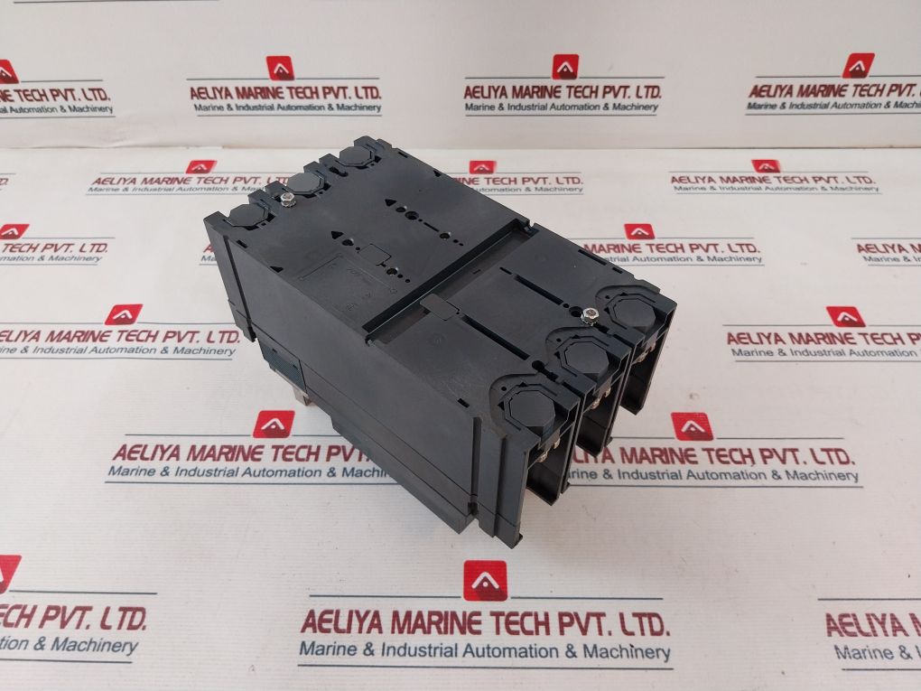 Schneider Electric Nsx 400-630 F/N/H/Na. Circuit Breaker 75°C