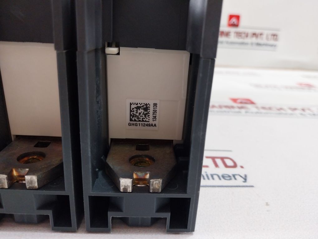 Schneider Electric Nsx 400-630 F/N/H/Na Circuit Breaker