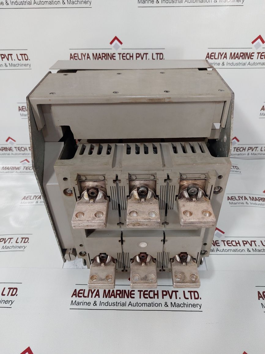 Schneider Electric Masterpact Micrologic 5.0A Nt12H2 Circuit Breaker