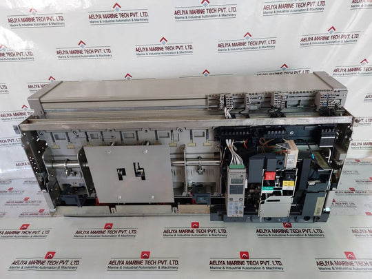 Schneider Electric Nw63 H1 Masterpact Circuit Breaker 6300A 5060Hz
