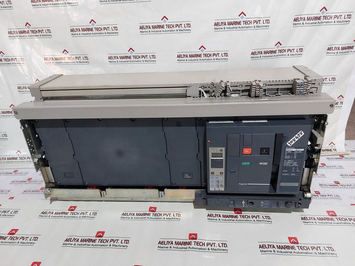 Schneider Electric Nw63 H1 Masterpact Circuit Breaker 6300A 50/60Hz