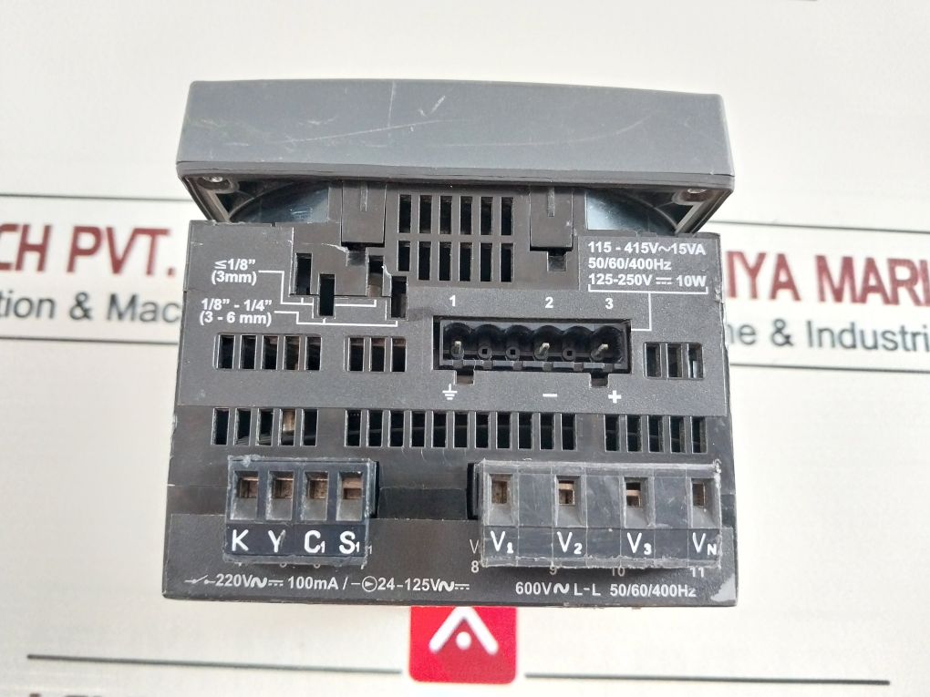 Schneider Electric Pm820Mg Power Meter 125-250V