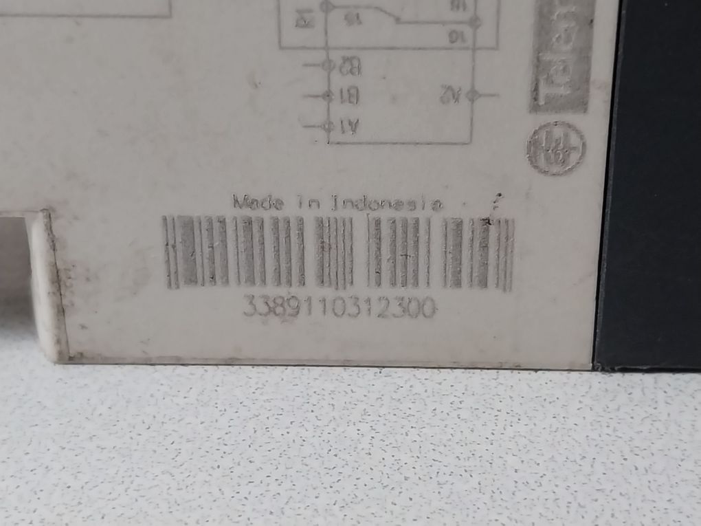 Schneider Electric/Telemecanique Re7Ya12Bu Time Delay Relay