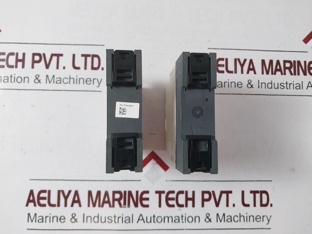 Schneider Electric/Telemecanique Re7Ya12Bu Time Delay Relay