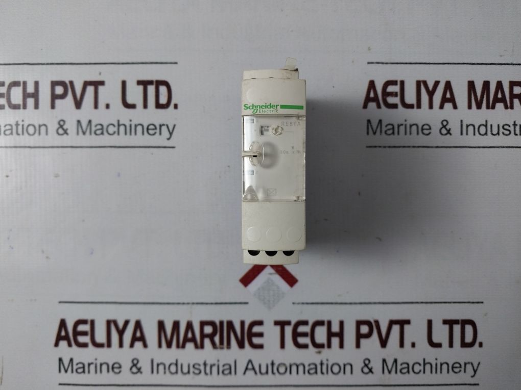 Schneider Electric Re8Ta31Bu
