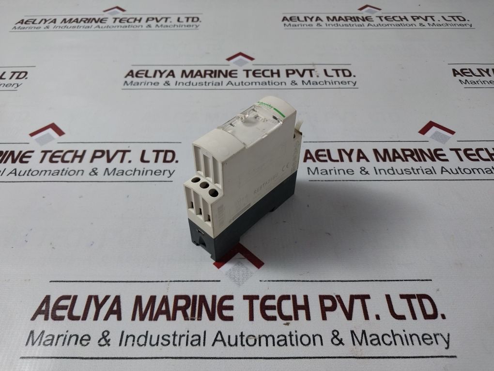 Schneider Electric Re8Ta31Bu Timer Relay 0.3S-30S