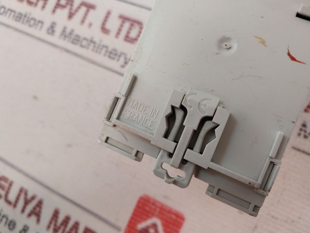 Schneider Electric Rh99M Ground Fault Sensing And Relaying Equipment