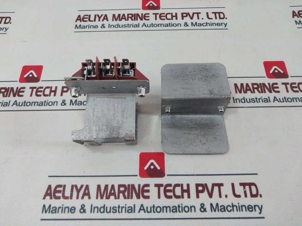 Schneider Electric Rpf2Ap7 Enclosed Power Relay 600V 40A Set