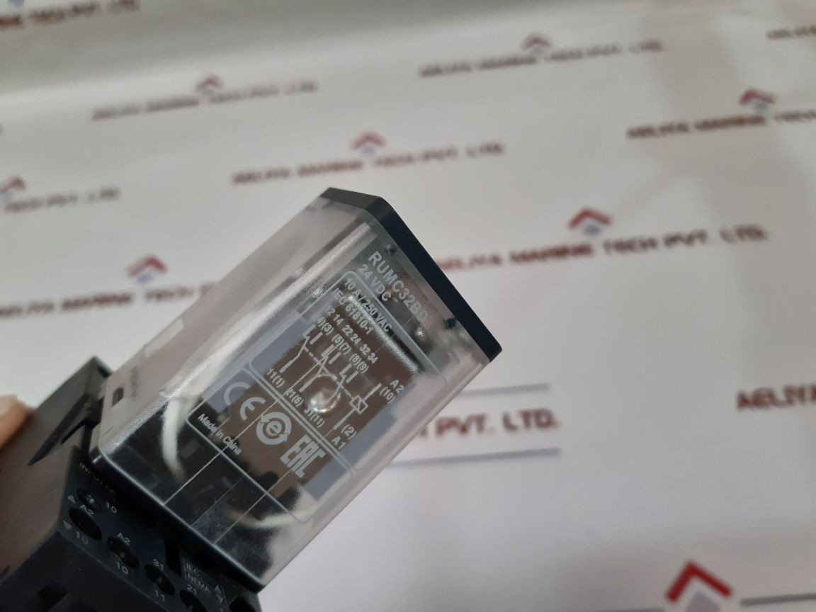 Schneider Rumc32Bd Relay With Ruzc3M Base