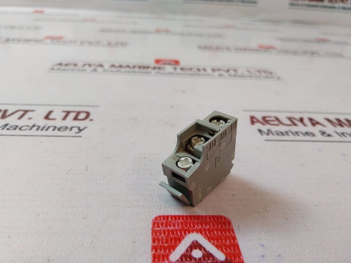Schneider Electric Sdv Auxiliary Contact Switch 29450