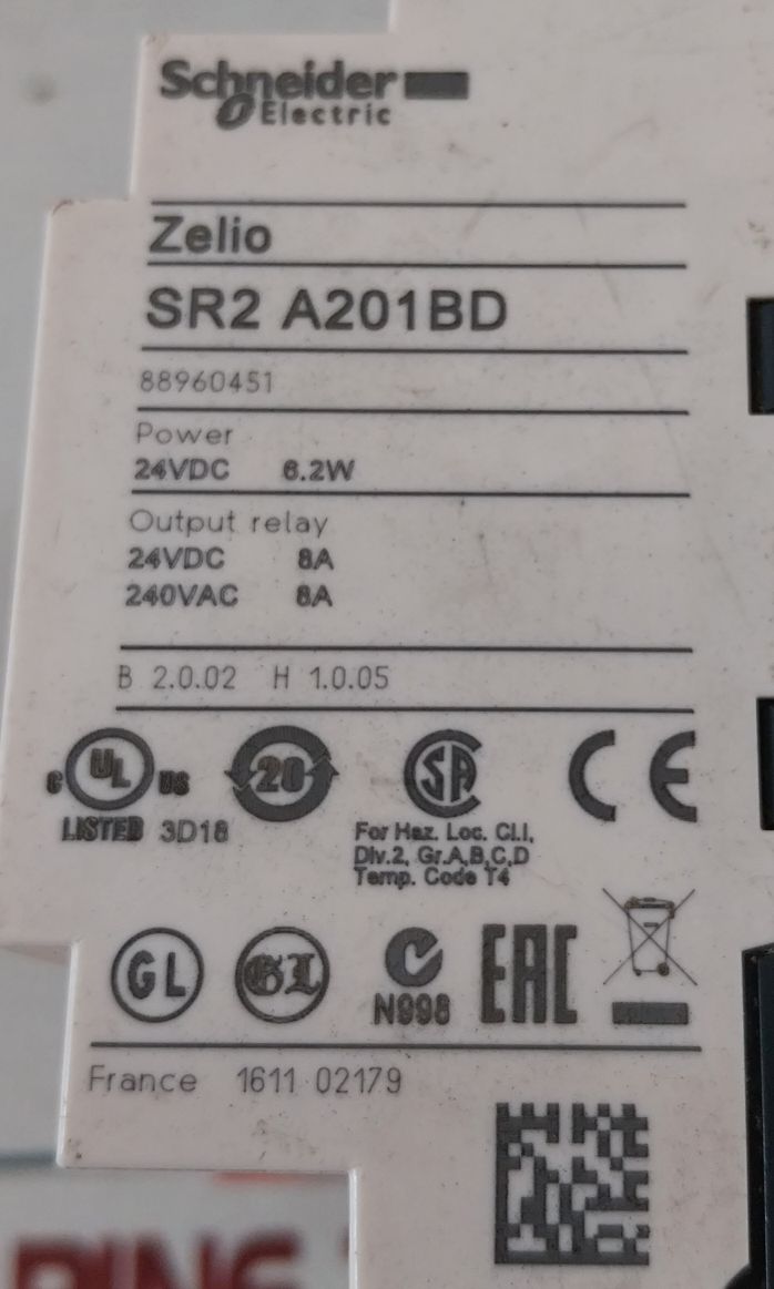 Schneider Electric Zelio Sr2 A201Bd Smart Relay With Display 240 Vac