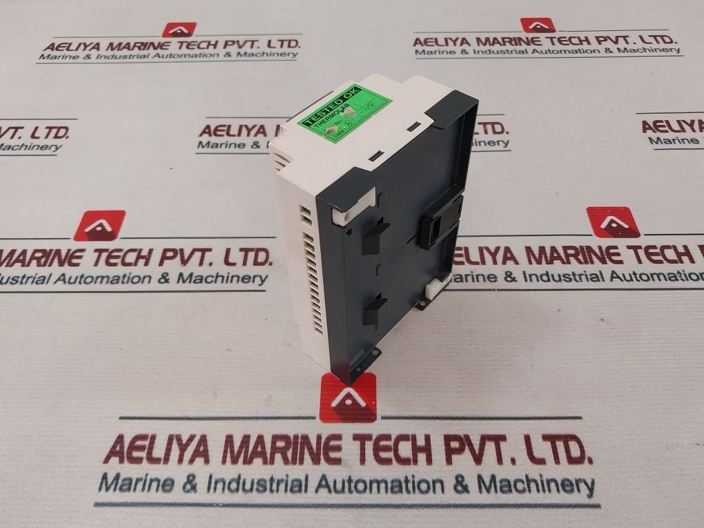 Schneider Electric Sr2 B201Fu Output Relay 100...240 Vac 10.7Va