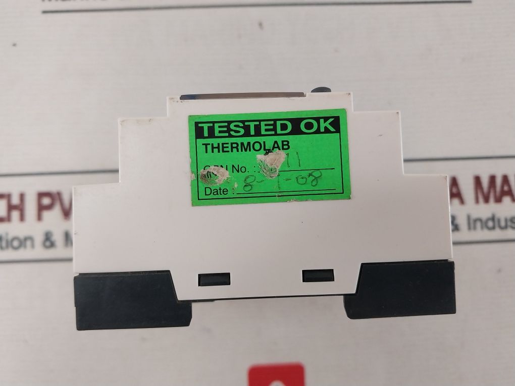 Schneider Electric Sr2 B201Fu Output Relay 100...240 Vac 10.7Va