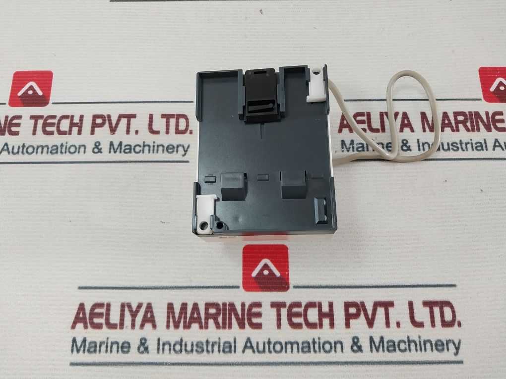 Schneider Electric Sr2 Com01 Modem Communication Interface Module 12-24Vdc