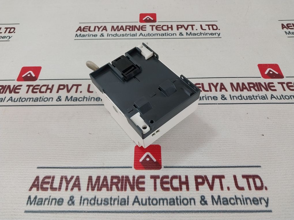 Schneider Electric Sr2 Com01 Modem Communication Interface Module 12-24Vdc