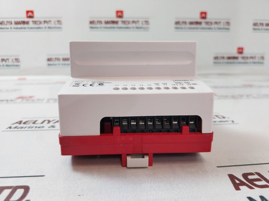 Schneider Electric Tac Xenta 913 Plc Controller Module