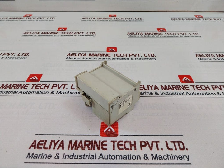 Schneider Electric Telemecanique Abe7-r08S111 Relay Module 24V Dc