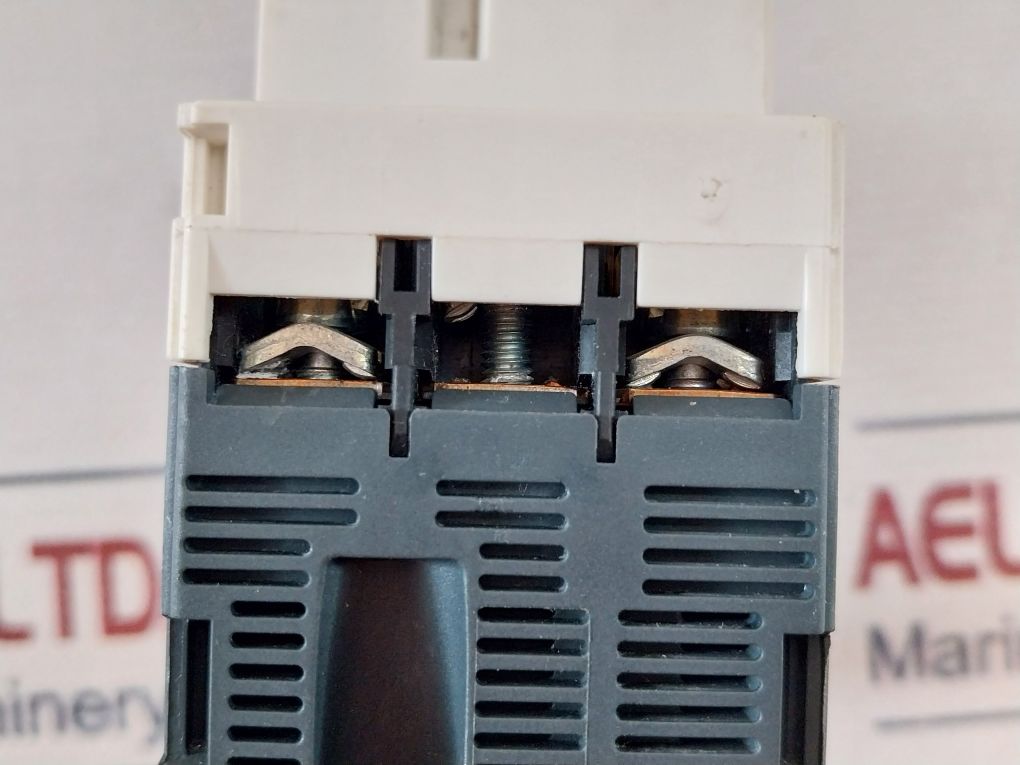 Schneider Electric Telemecanique Gv2-p03/0.25-0.4A Motor Circuit Breaker