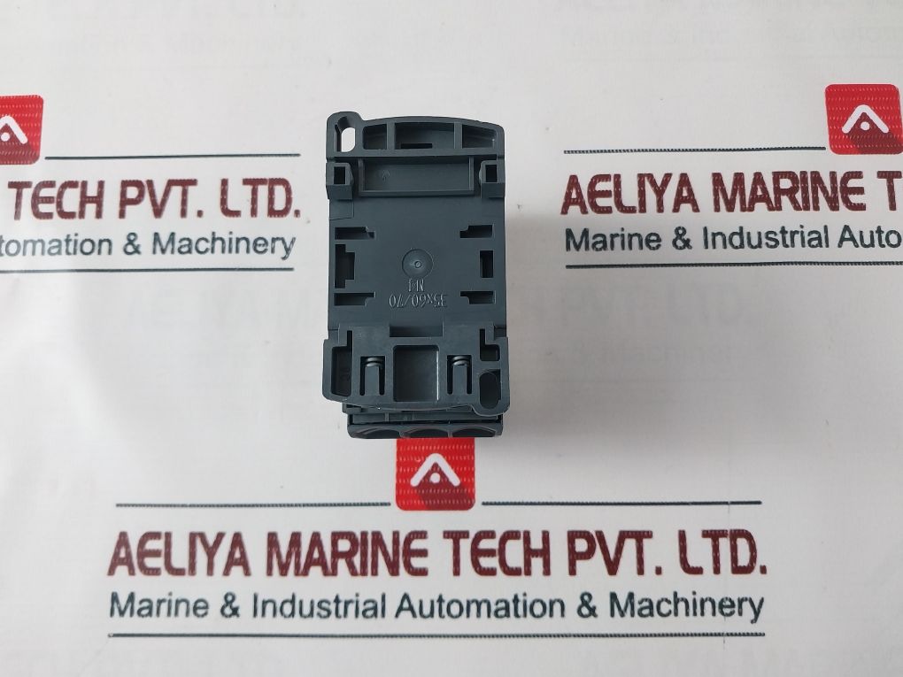 Schneider Elecric Lc1D32