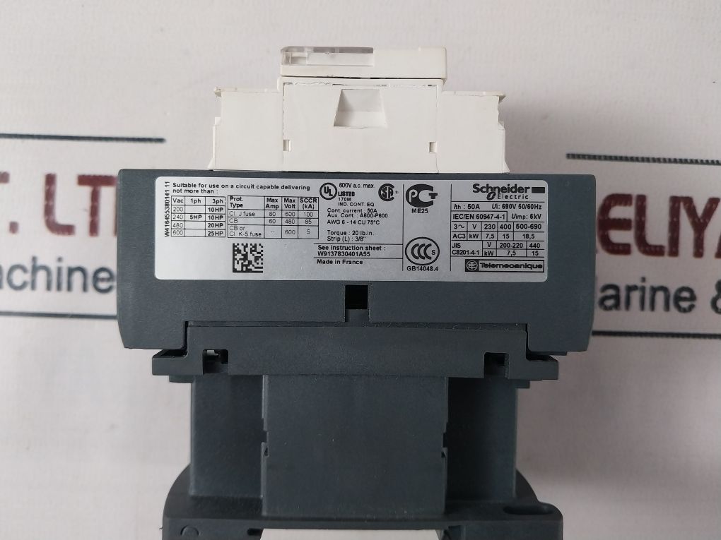 Schneider Elecric Lc1D32