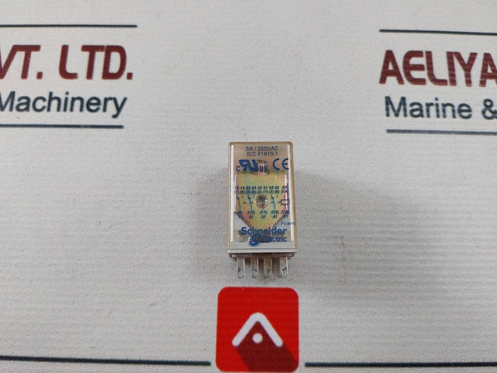 Schneider Electric / Telemecanique Rxn 41G11 P7 Relay 5A/250Vac