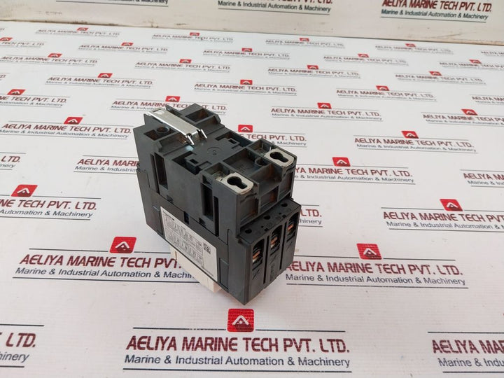 Schneider Electric Tesys Lc1D50Ap7 3-pole Contactor With Everlink Terminals