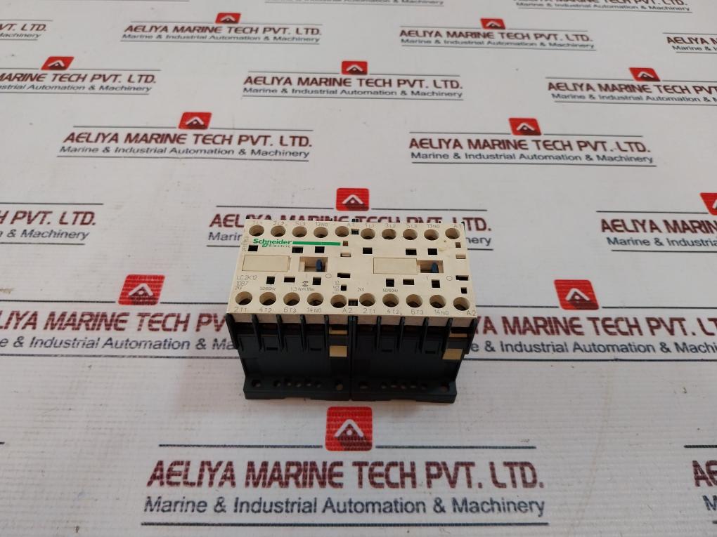 Schneider Electric Tesys Lc2K1210B7 Reversing Contactor 20A 690V