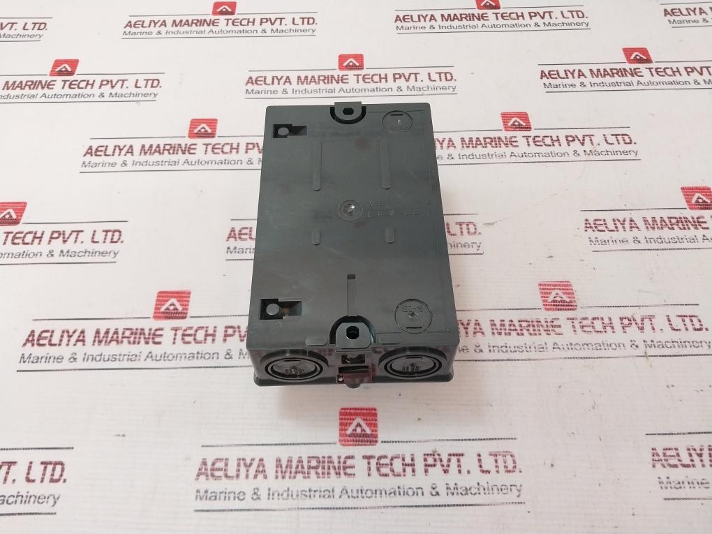 Schneider Electric Vcf02Ge Emergency Stop/Main Switch In Ip65 Enclosure