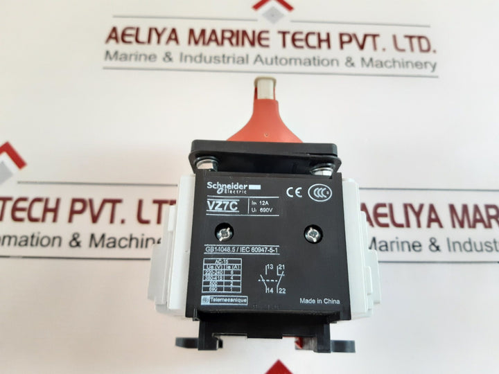 Schneider Electric Vz7C Isolator Switch